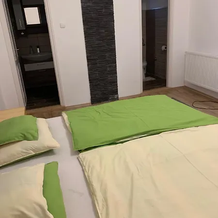 Nagyfiuk Vendeghaz *