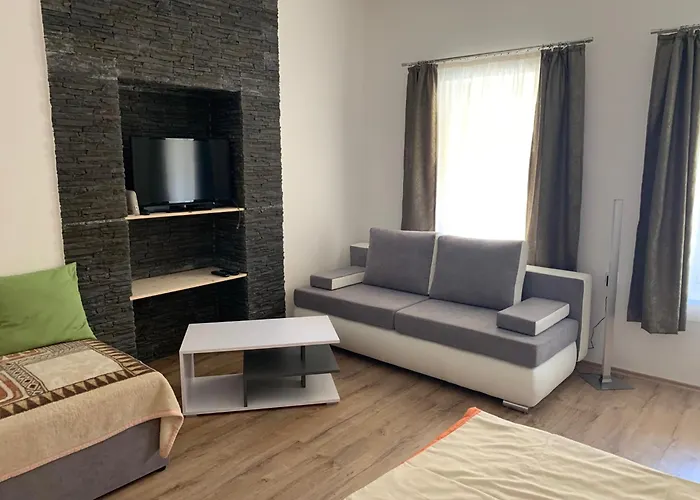Nagyfiuk Vendeghaz Apartament